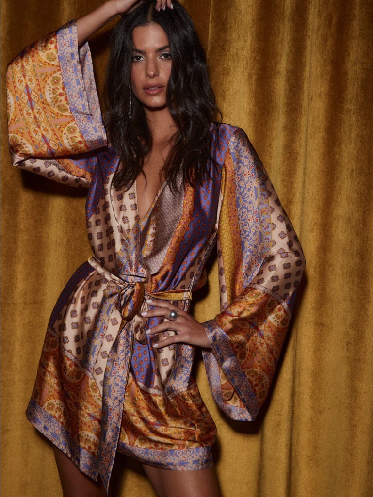 12th Tribe Peach And Lavender Printed Tie-Front Kimono Robe